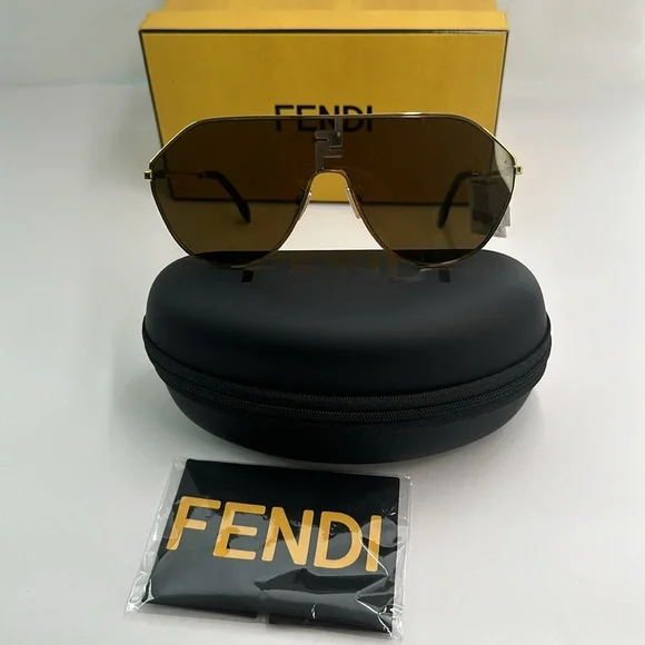 New Authentic Fendi Brown Pilot Unisex Sunglasses FE40080U 30E 65. - Picture 16 of 16
